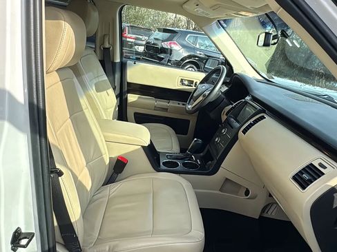 Used 2016 Ford Flex SEL w/ Equipment Group 202A image 12