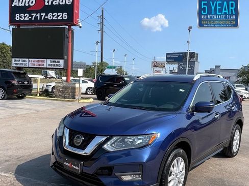Used 2018 Nissan Rogue SV w/ Sun & Sound Touring Package AWD/4WD image 1