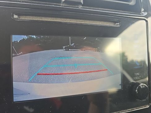 Used 2019 Toyota Prius LE FWD image 19