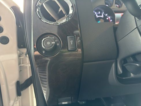 Used 2016 Ford F250 Platinum w/ FX4 Off-Road Package image 13