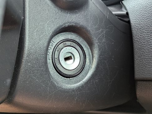 Used 2023 Toyota Corolla LE FWD image 30