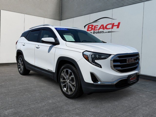 Used 2019 GMC Terrain SLT w/ Preferred Package FWD image 3