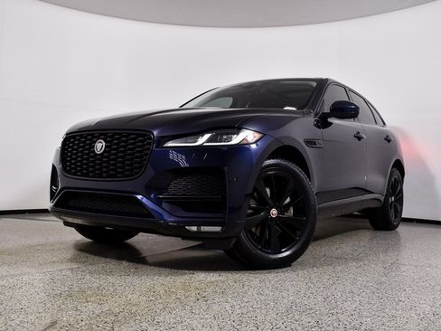 Used 2022 Jaguar F-PACE S image 2