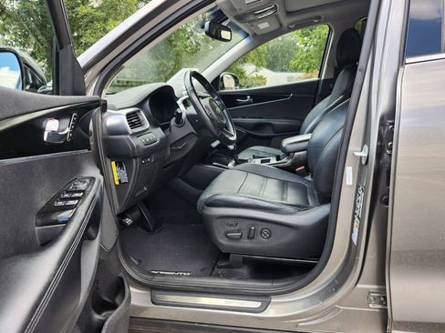 Used 2016 Kia Sorento SX AWD/4WD image 4