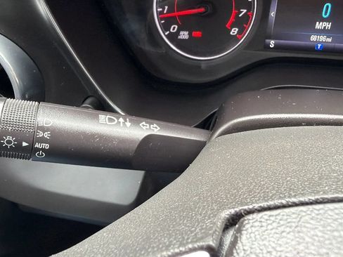 Used 2017 Chevrolet Camaro LS RWD image 14