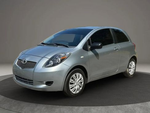 Used 2007 Toyota Yaris 2-Door Hatchback FWD image 1