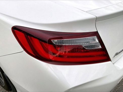 Used 2017 Honda Accord EX-L image 31