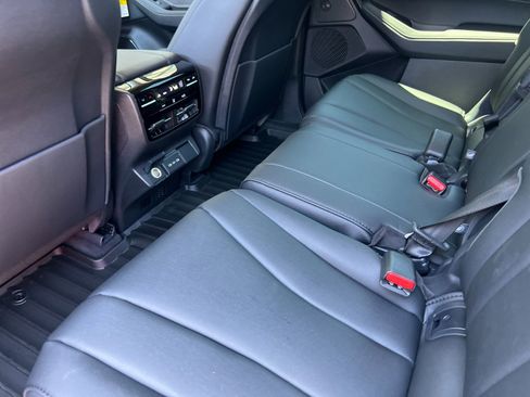 New 2026 Acura MDX SH-AWD image 8