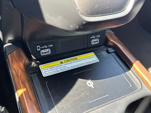 Used 2022 Honda CR-V Touring image 29