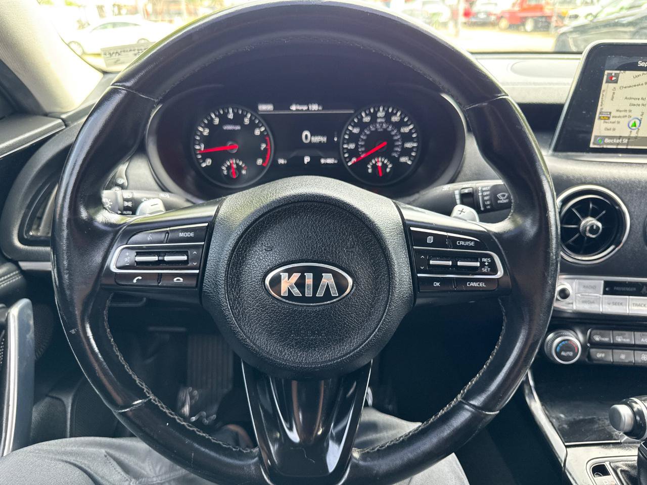 Used 2018 Kia Stinger Premium RWD image 23