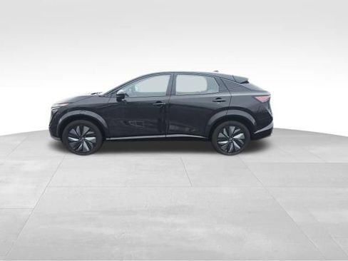 Used 2023 Nissan Ariya AWD image 2