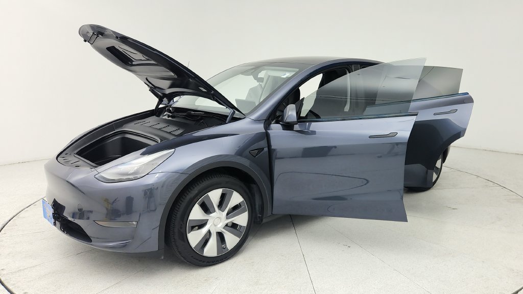 Used 2023 Tesla Model Y Long Range AWD/4WD image 10