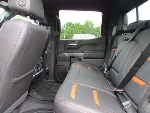 Used 2019 GMC Sierra 1500 AT4 w/ AT4 Premium Package AWD/4WD image 14