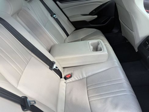 Used 2018 Honda Accord EX-L image 37