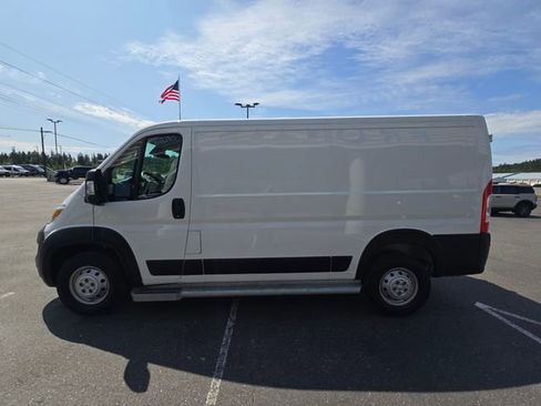 Used 2023 RAM ProMaster 2500 image 11