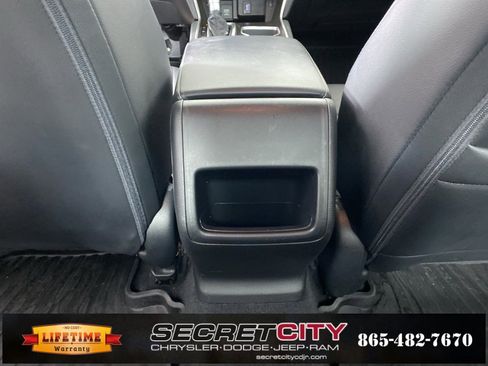 Used 2018 Honda Accord Sport image 26