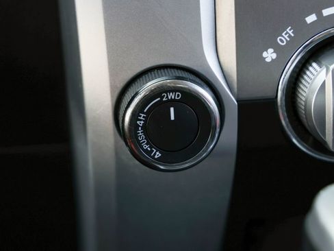 Used 2018 Toyota Tundra SR5 w/ SR5 Upgrade Package image 13