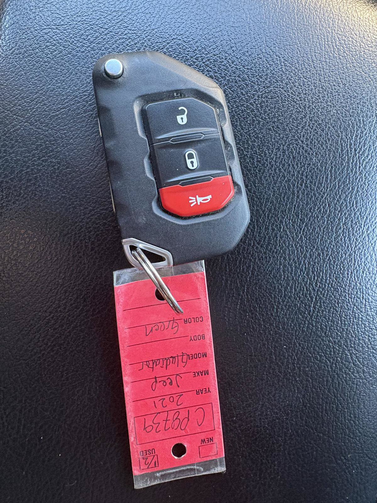 Used 2021 Jeep Gladiator Sport AWD/4WD image 25