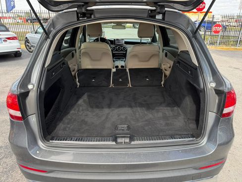 Used 2017 Mercedes-Benz GLC 300 4MATIC image 14