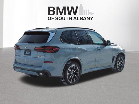 New 2026 BMW X5 xDrive40i w/ M Sport Package image 6