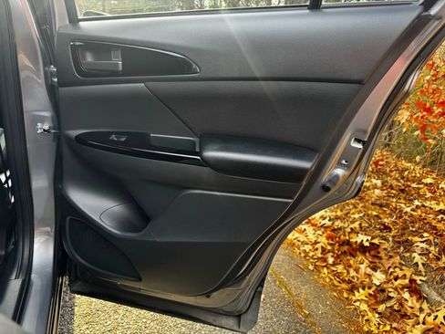 Used 2019 Mitsubishi Eclipse Cross LE image 13