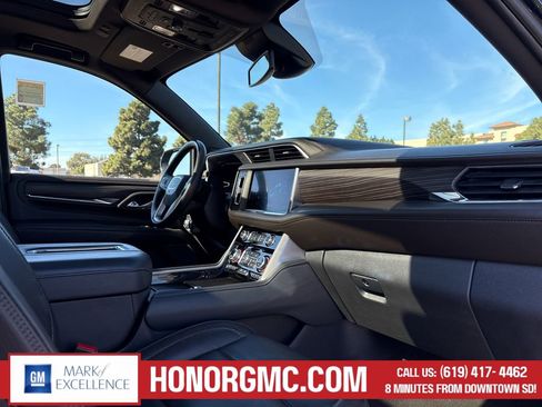 Used 2023 GMC Yukon Denali image 24