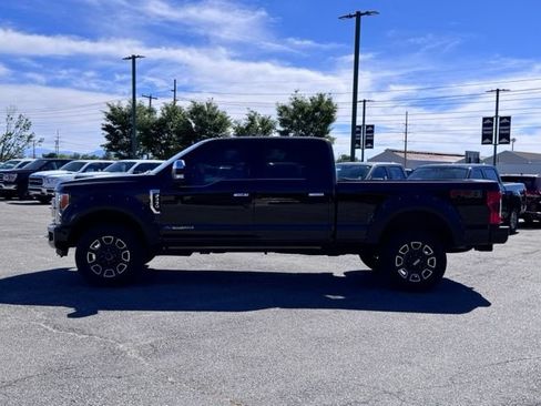 Used 2019 Ford F350 Platinum w/ Platinum Ultimate Package AWD/4WD image 6