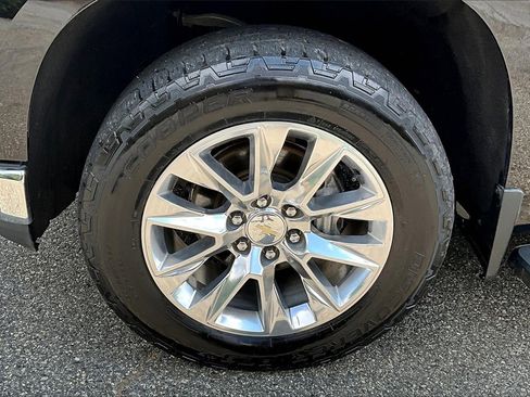 Certified 2021 Chevrolet Silverado 1500 LTZ image 32