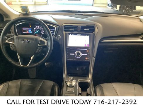 Used 2017 Ford Fusion Titanium FWD image 21