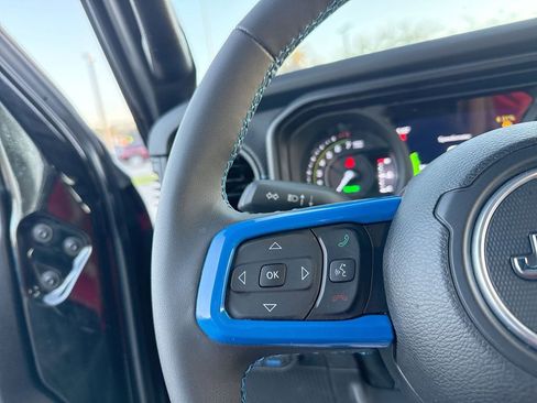 Used 2024 Jeep Wrangler Unlimited Rubicon 4xe w/ Technology Group image 14