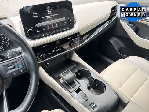 Used 2023 Nissan Rogue SL w/ SL Premium Package FWD image 26