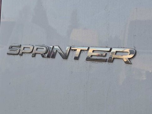Used 2025 Mercedes-Benz Sprinter 2500 image 19