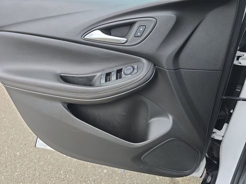 Used 2024 Buick Encore GX Sport Touring image 31