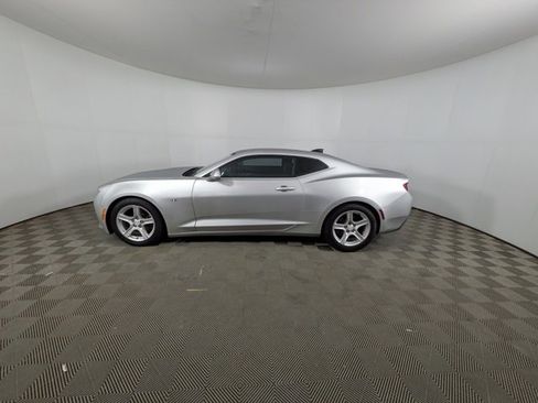 Used 2016 Chevrolet Camaro LT image 13