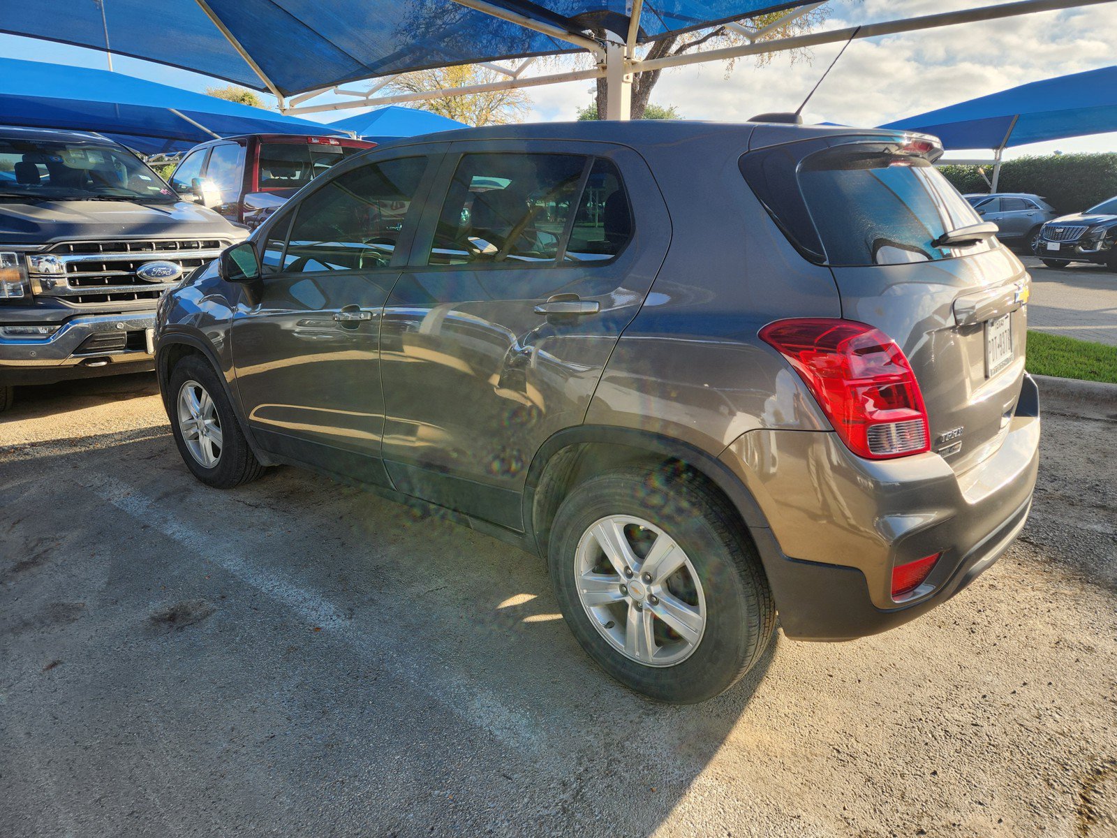 Used 2020 Chevrolet Trax LS FWD image 3