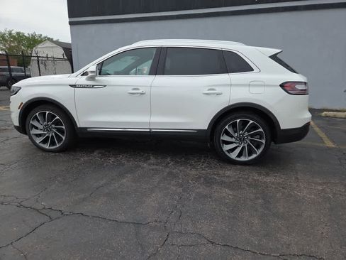 Used 2023 Lincoln Nautilus Reserve w/ Equipment Group 202A AWD/4WD image 8