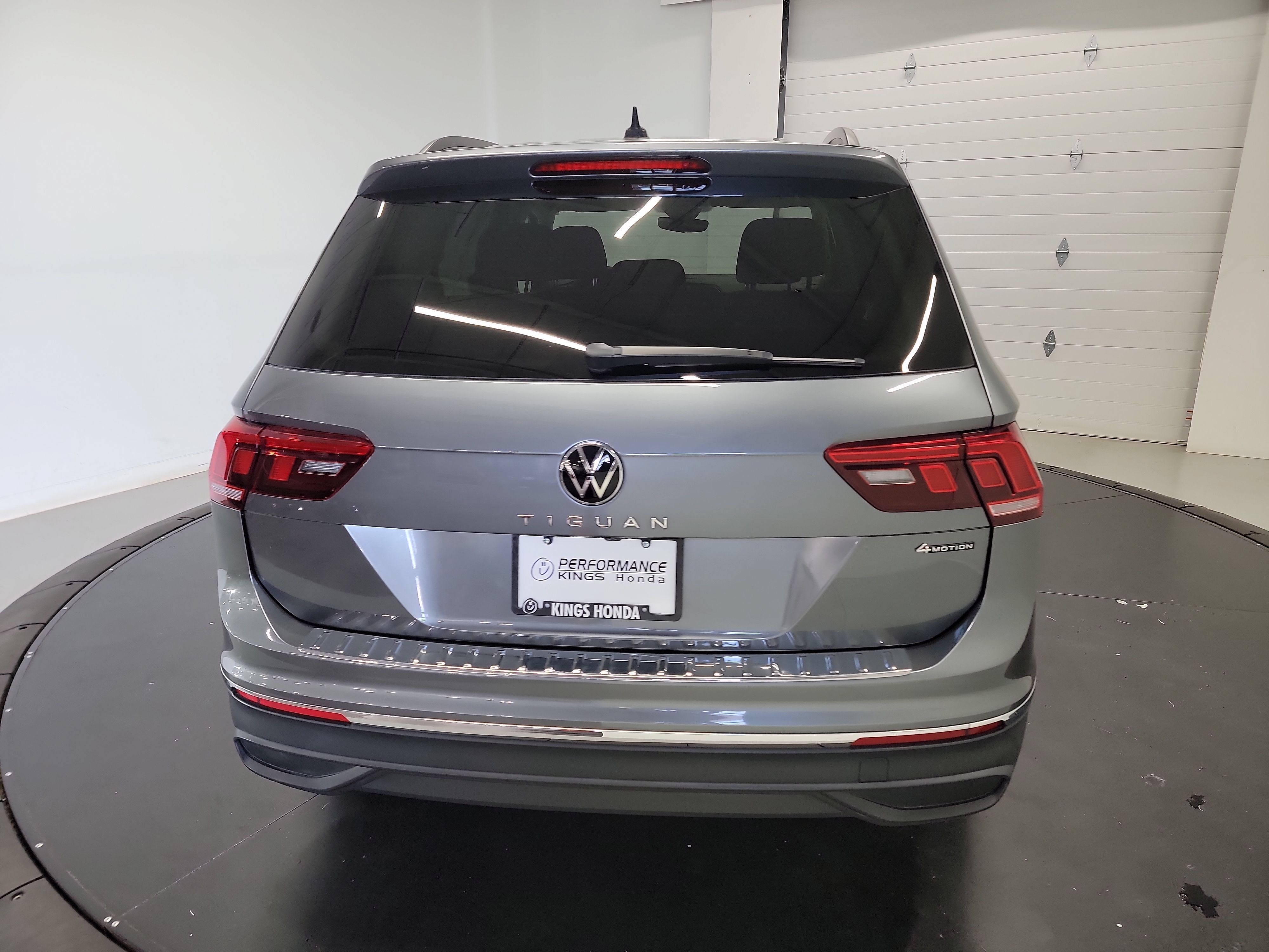 Used 2023 Volkswagen Tiguan S AWD/4WD image 8
