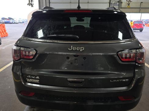 Used 2022 Jeep Compass Limited image 7
