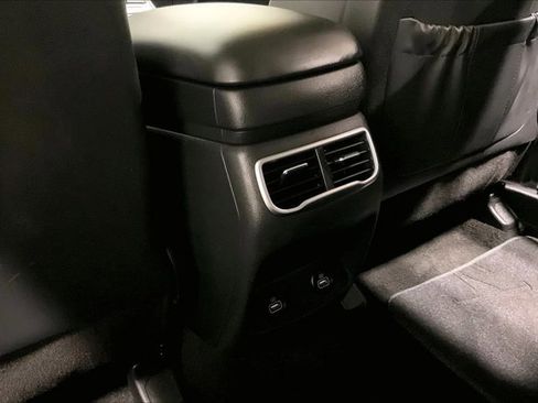 Used 2023 Hyundai Santa Fe SEL image 34