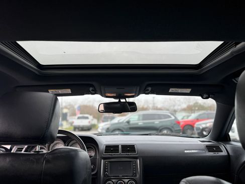 Used 2009 Dodge Challenger R/T image 17