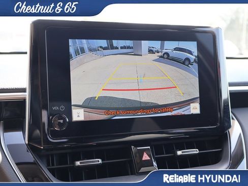Used 2024 Toyota Corolla Cross XLE w/ Convenience Package AWD/4WD image 36