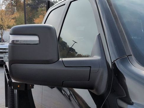 New 2026 RAM 3500 Tradesman w/ Chrome Appearance Group image 11