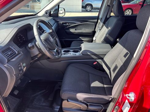 Certified 2024 Honda Ridgeline Sport image 10