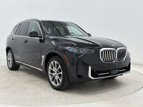Used 2024 BMW X5 xDrive40i w/ Premium Package AWD/4WD image 7
