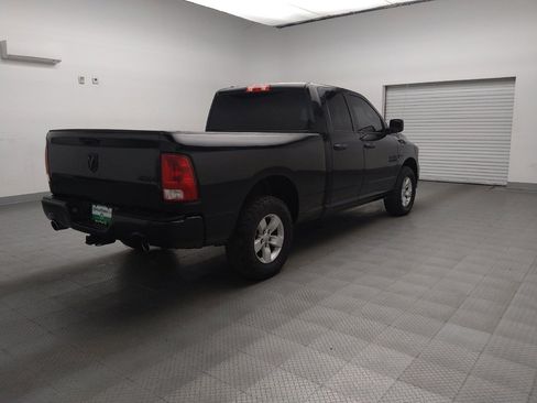 Used 2017 RAM 1500 Express w/ Black Ram 1500 Express Group image 9