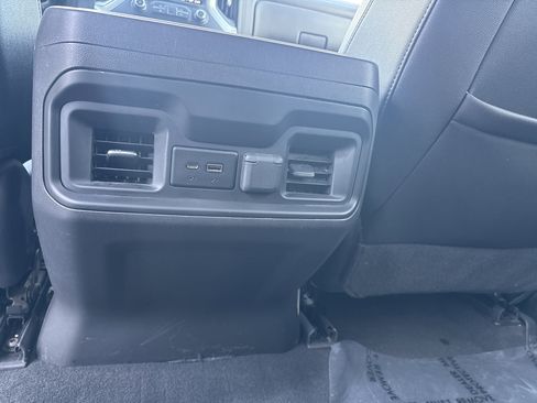 Used 2022 Chevrolet Silverado 1500 LT Trail Boss w/ Convenience Package II image 25