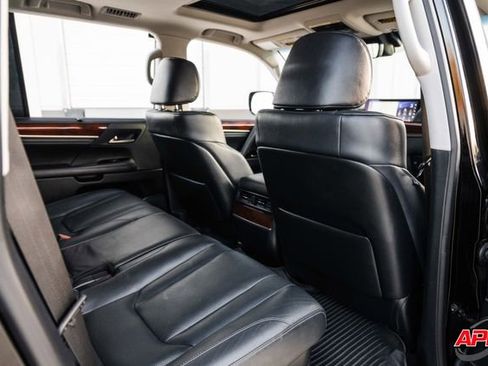 Used 2021 Lexus LX 570 4WD w/ Luxury Package image 72