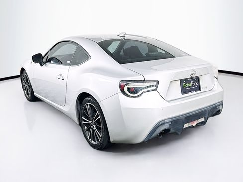 Used 2013 Scion FR-S RWD image 5