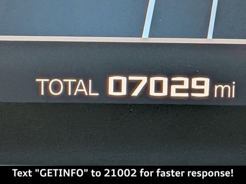 Used 2024 BMW M2 w/ Lighting Package image 34