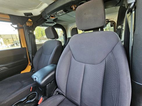 Used 2013 Jeep Wrangler Sport image 5
